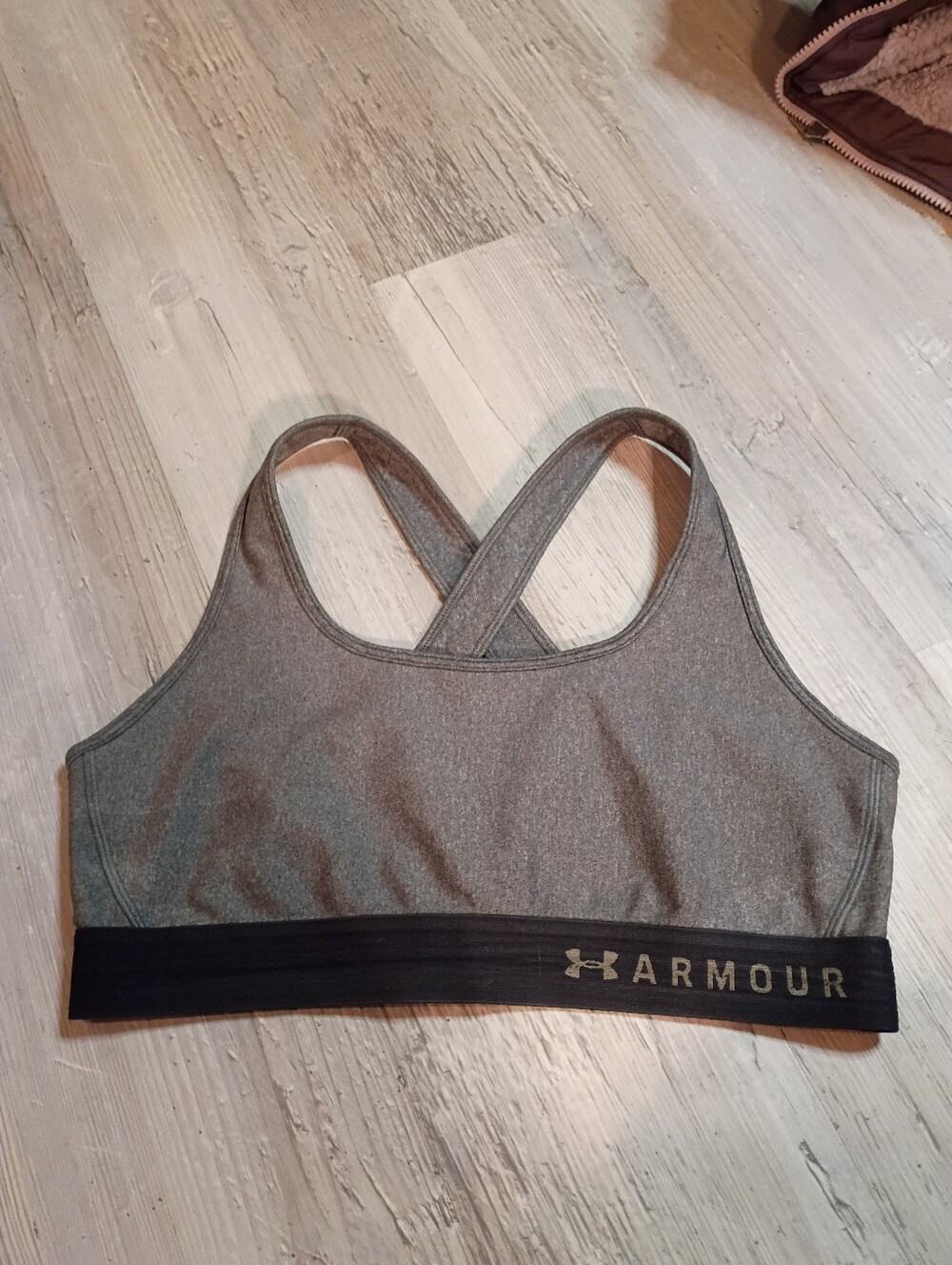 Under Armour - Picture 2 of 4